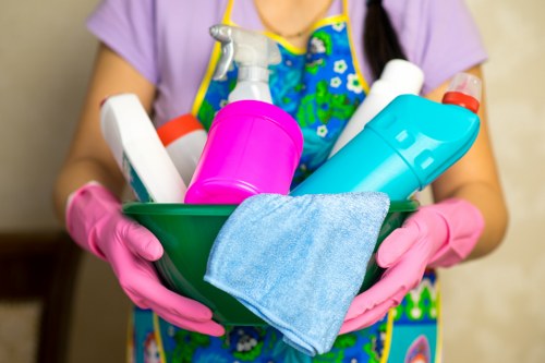 Dumpster pricing explained for a home cleanout project